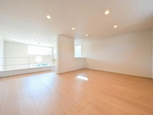 【東京都/世田谷区世田谷】世田谷区世田谷4丁目プロジェクト A号棟 収納：小屋裏収納