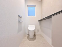 【東京都/世田谷区世田谷】世田谷区世田谷4丁目プロジェクト A号棟 トイレ