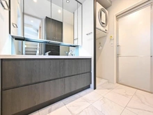 【東京都/世田谷区世田谷】世田谷区世田谷4丁目プロジェクト B号棟 洗面室