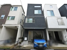 【東京都/世田谷区砧】世田谷区砧3丁目 中古戸建 外観：写真中央
