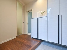 【東京都/世田谷区祖師谷】プラウドシーズン祖師ヶ谷大蔵 玄関