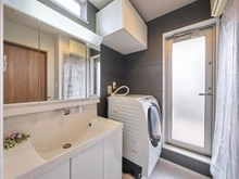 【東京都/狛江市元和泉】狛江市元和泉2丁目 戸建 洗面所