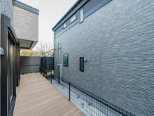 【東京都/板橋区高島平】板橋区高島平5丁目 新築戸建 5号棟 ウッドデッキ