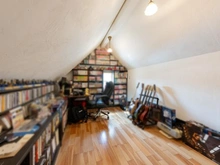 【東京都/目黒区上目黒】上目黒2丁目 戸建 洋室：3階約8.2帖