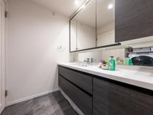 【東京都/目黒区中目黒】中目黒3丁目　中古戸建 洗面室