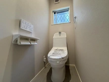 【埼玉県/さいたま市南区沼影】さいたま市南区沼影一丁目　戸建 トイレ：1階