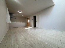 【埼玉県/さいたま市南区沼影】さいたま市南区沼影一丁目　戸建 リビング・ダイニング