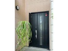 【千葉県/千葉市花見川区幕張本郷】千葉市花見川区幕張本郷六丁目　戸建 玄関