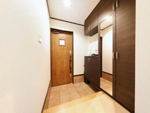 【東京都/世田谷区新町】世田谷区新町2丁目　戸建 玄関