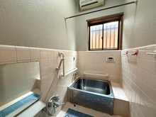 【東京都/文京区根津】文京区根津2丁目借地権付き戸建 浴室：1階