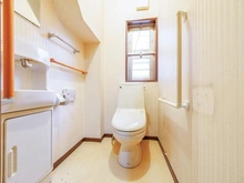 【埼玉県/さいたま市緑区大字三室】さいたま市緑区大字三室 戸建 トイレ