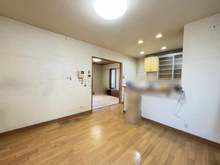 【埼玉県/川口市上青木西】上青木西三丁目　中古戸建 リビング・ダイニング