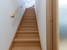 【埼玉県/川口市幸町】川口市幸町2丁目　中古戸建 階段