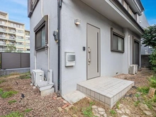 【埼玉県/川口市幸町】川口市幸町2丁目　中古戸建 玄関