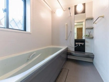 【神奈川県/川崎市宮前区宮崎】宮前区宮崎2丁目　中古戸建 浴室