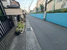 【神奈川県/川崎市高津区久地】川崎市高津区久地4丁目　中古戸建 前面道路