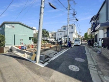 【東京都/目黒区駒場】目黒区駒場1丁目新築戸建　B号棟 建築中の外観：全2棟　手前