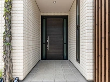【神奈川県/川崎市高津区坂戸】高津区坂戸2丁目中古戸建 玄関