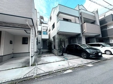 【神奈川県/横浜市鶴見区矢向】横浜市鶴見区矢向4丁目 戸建 外観：対象住戸は奥側です