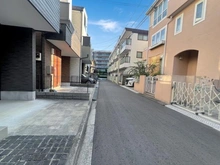 【神奈川県/川崎市幸区古市場】川崎市幸区古市場2丁目　中古戸建 前面道路