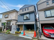 【東京都/世田谷区梅丘】世田谷区梅丘2丁目中古戸建 外観：写真中央