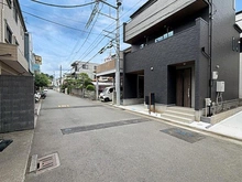 【神奈川県/川崎市高津区新作】高津区新作4丁目　新築戸建　1号棟 前面道路
