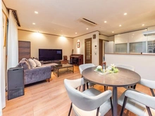 【神奈川県/川崎市高津区諏訪】高津区諏訪3丁目　中古戸建 リビング・ダイニング