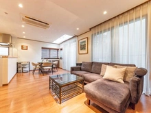 【神奈川県/川崎市高津区諏訪】高津区諏訪3丁目　中古戸建 リビング・ダイニング