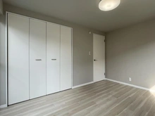 【神奈川県/横浜市港南区日野】横浜市港南区日野4丁目中古戸建 洋室