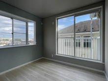 【神奈川県/横浜市港南区日野】横浜市港南区日野4丁目中古戸建 洋室