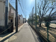 【千葉県/市川市大洲】市川市大洲四丁目新築戸建(3) 前面道路