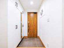 【東京都/新宿区高田馬場】新宿区高田馬場2丁目戸建 玄関