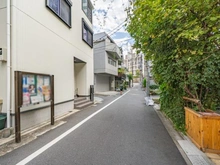 【東京都/新宿区高田馬場】新宿区高田馬場2丁目戸建 前面道路