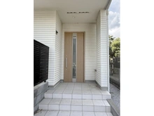 【東京都/町田市木曽西】町田市木曽西 二丁目　中古戸建 玄関