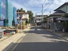 【東京都/三鷹市北野】三鷹市北野二丁目新築戸建 前面道路：公道西側、幅員6メートル