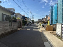 【東京都/三鷹市北野】三鷹市北野二丁目新築戸建 前面道路：公道西側、幅員6メートル反対側