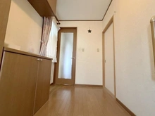 【東京都/中野区上高田】中野区上高田1丁目中古戸建 玄関