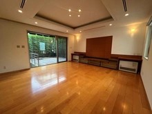 【東京都/国分寺市日吉町】国分寺市日吉町二丁目中古戸建 リビング