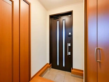 【大阪府/大阪市城東区鴫野東】大阪市城東区鴫野東2丁目　中古戸建 玄関