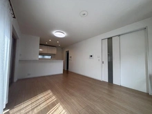 【大阪府/大阪市西淀川区中島】大阪市西淀川区中島一丁目戸建 リビング・ダイニング