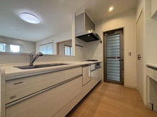 【大阪府/大阪市西淀川区中島】大阪市西淀川区中島一丁目戸建 キッチン