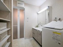 【大阪府/大阪市天王寺区勝山】天王寺区勝山二丁目戸建て 洗面室