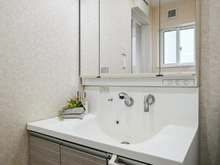 【大阪府/大阪市天王寺区勝山】天王寺区勝山二丁目戸建て 洗面室