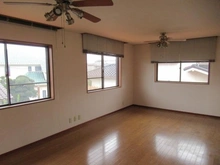 【大阪府/吹田市千里山西】吹田市千里山西5丁目　中古戸建 洋室：2階（南西側）