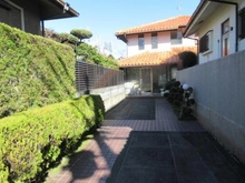 【大阪府/吹田市千里山西】吹田市千里山西5丁目　中古戸建 アプローチ：南西側