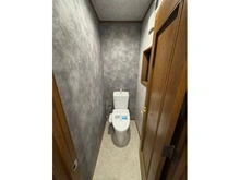 【大阪府/大阪市平野区加美北】大阪市平野区加美北　戸建 トイレ：2階