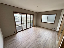 【大阪府/大阪市平野区加美北】大阪市平野区加美北　戸建 洋室：3階洋室北側