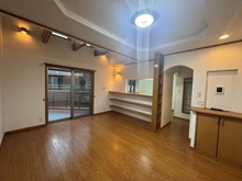 【大阪府/大東市野崎】大東市野崎3丁目　中古戸建 リビング