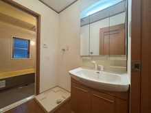 【大阪府/大東市野崎】大東市野崎3丁目　中古戸建 洗面所