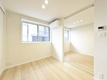 【東京都/大田区蒲田】大田区蒲田4丁目　戸建て ダイニングキッチン：1階　（奥）洋室